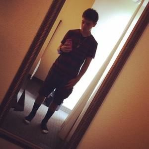 Meet your Posher, Carson